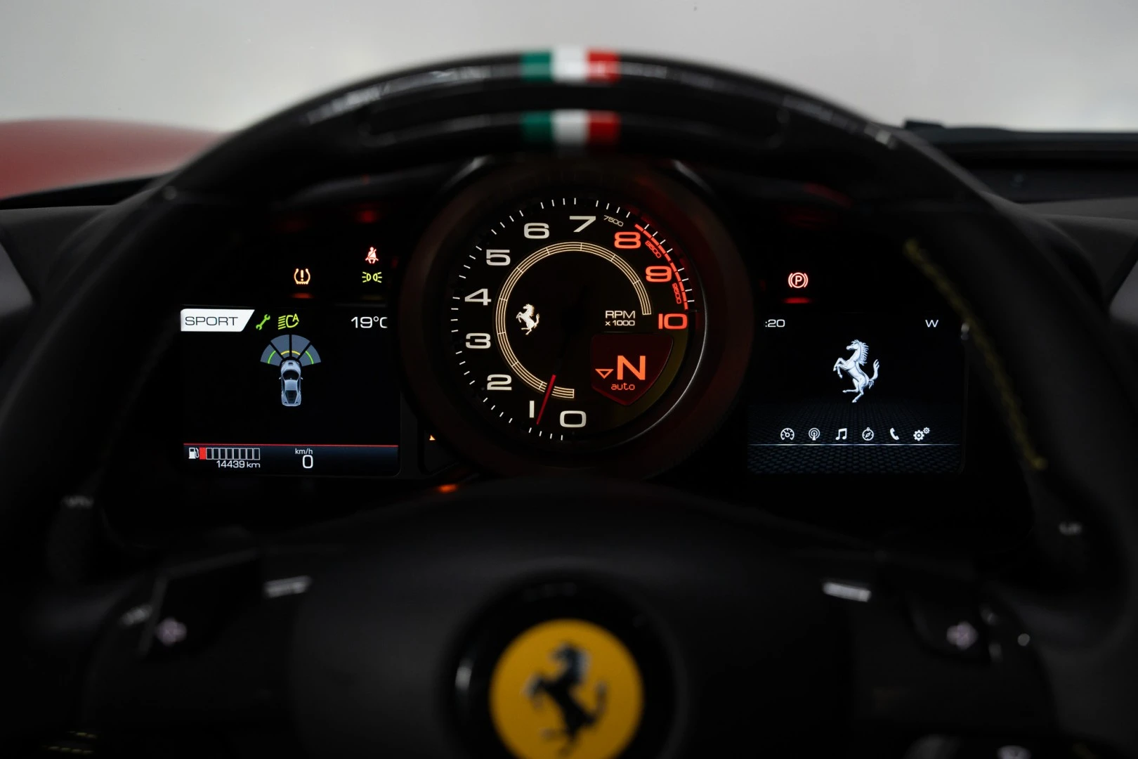 Ferrari F8 Tributo Standard