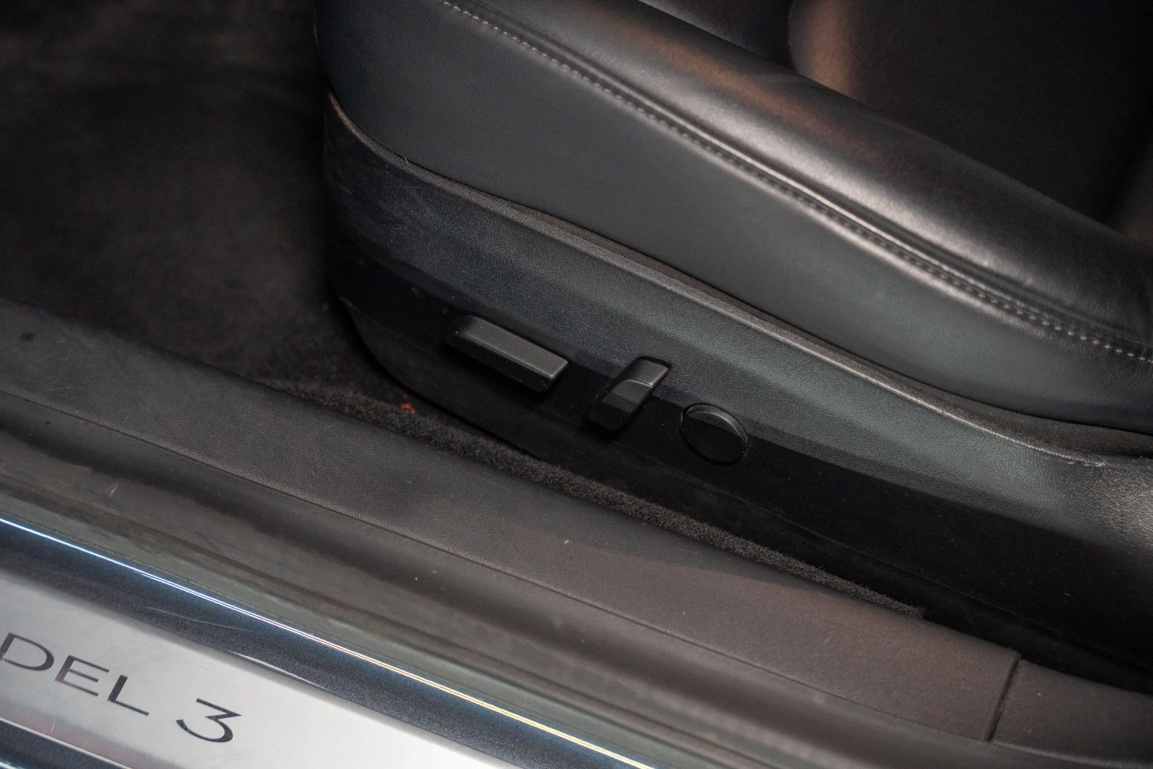 Tesla Model 3 Standard Range Plus RWD