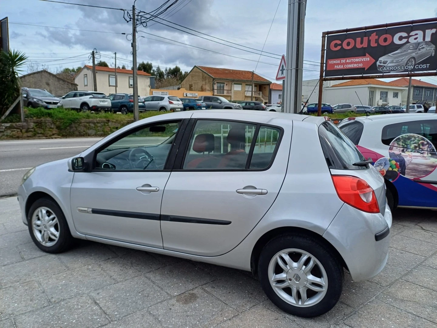 Renault Clio 1.2 16V Rip Curl