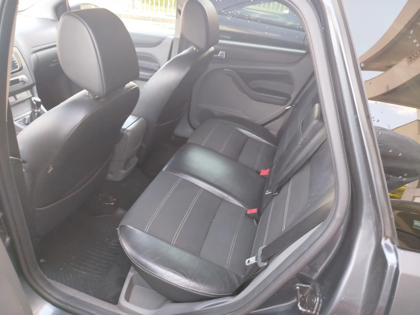 Ford Focus SW 1.6 TDCi Titanium 17
