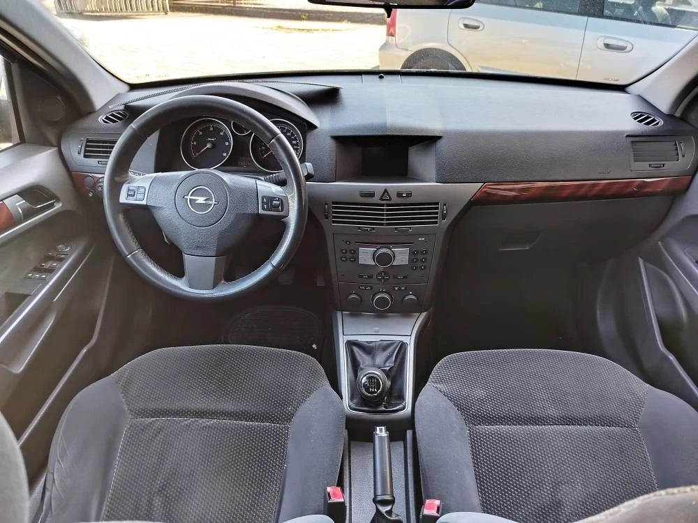 Opel Astra 1.3 CDTi Elegance