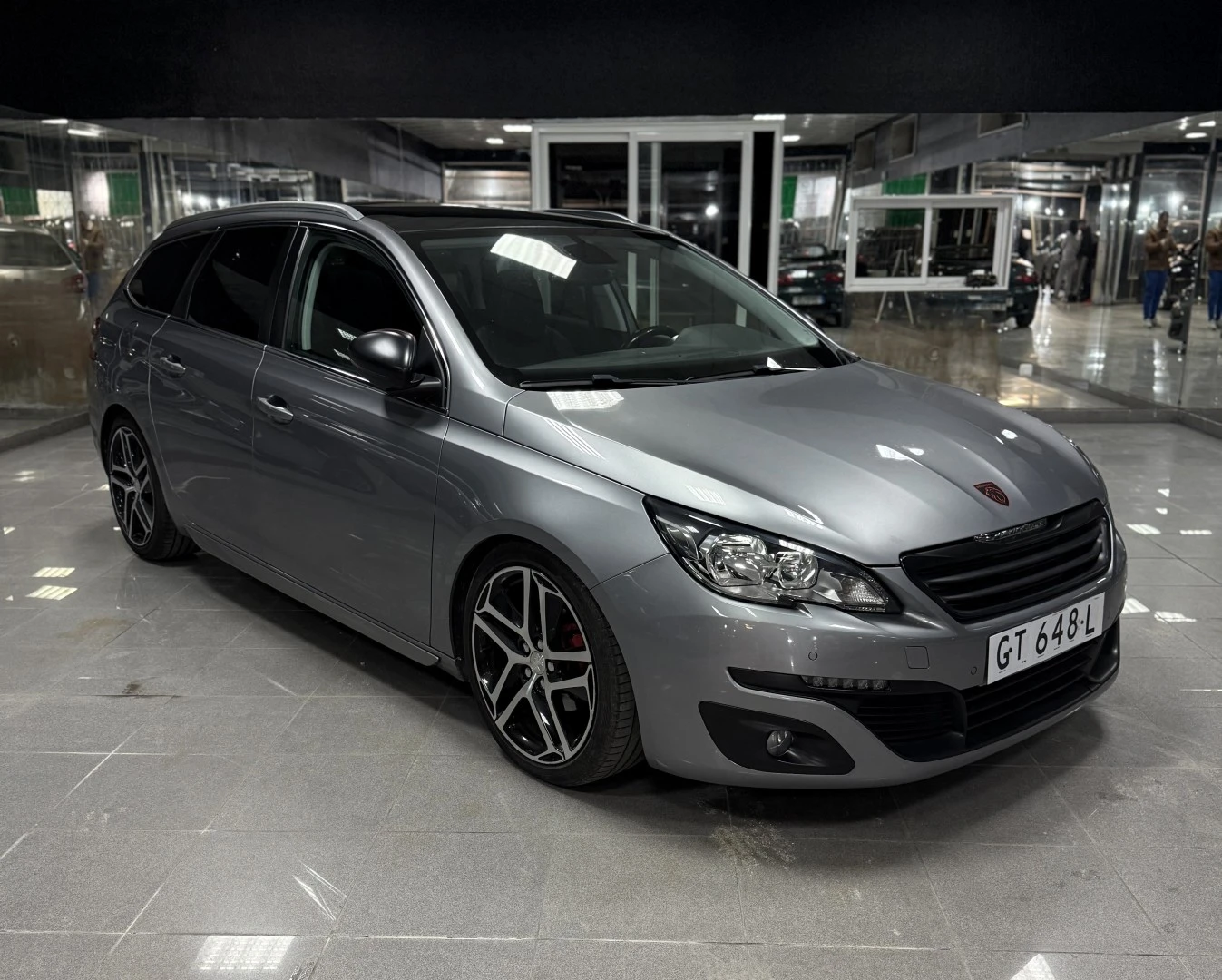 Peugeot 308 1.6 e-HDi Allure J17
