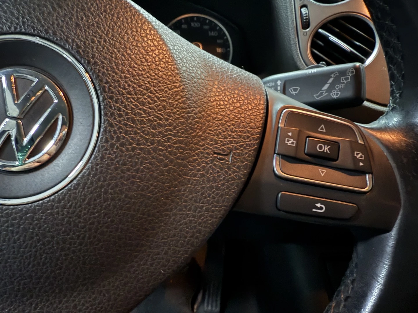 VW Tiguan 2.0 TDI Sport BlueMotion