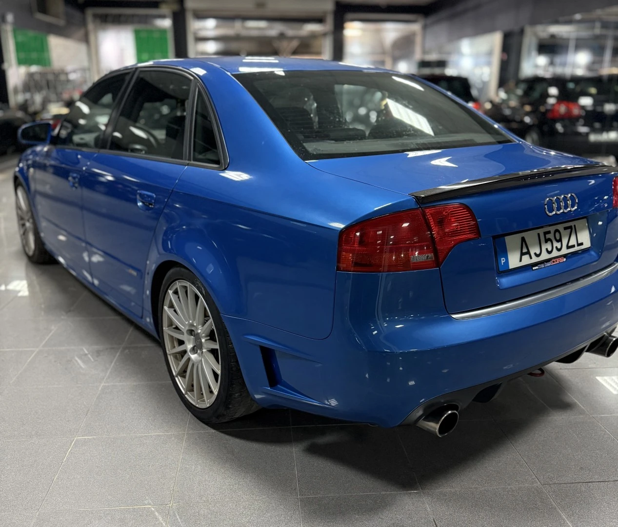 Audi A4 2.0 T FSI quattro