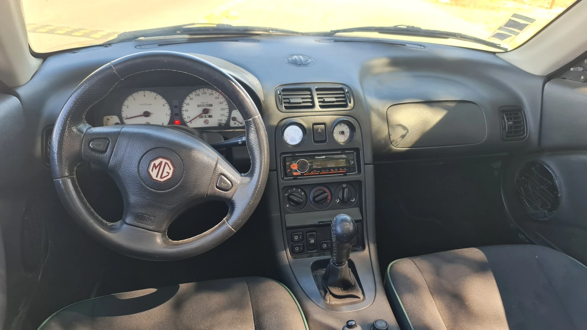MG MGF 1.8
