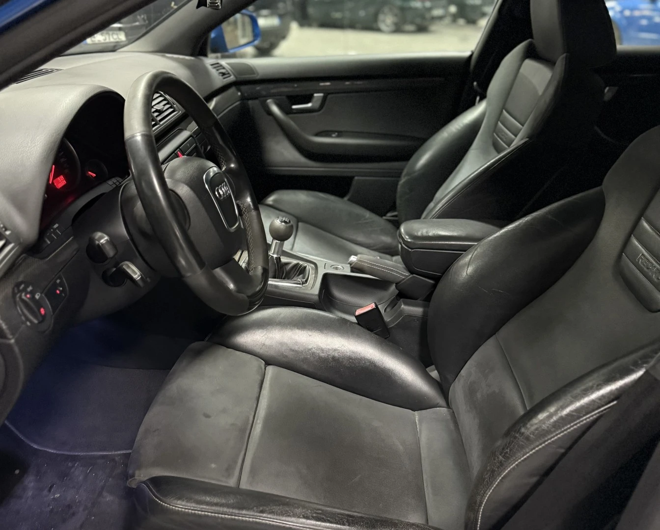 Audi A4 2.0 T FSI quattro