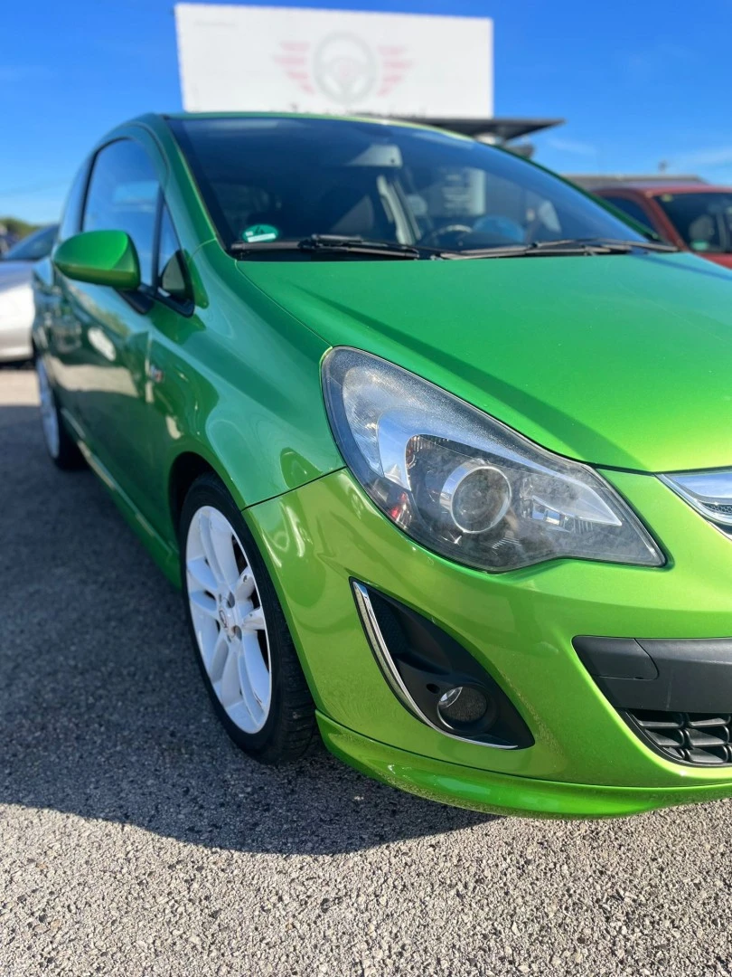 Opel Corsa 1.4 16V Sport