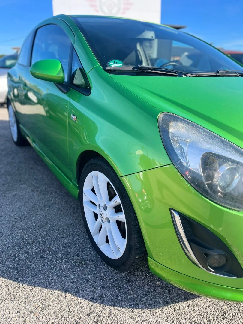 Opel Corsa 1.4 16V Sport