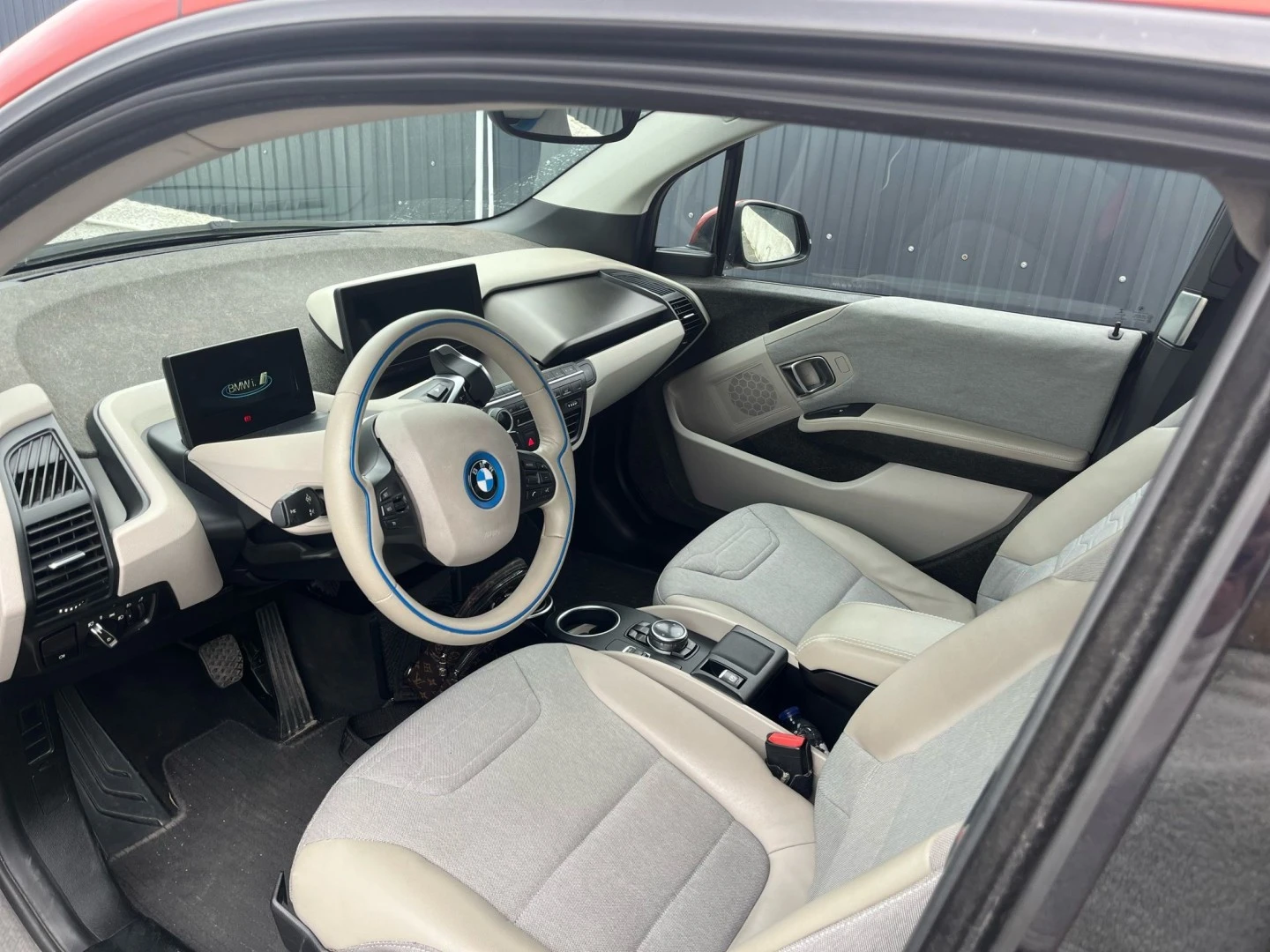 BMW i3 (60 Ah)