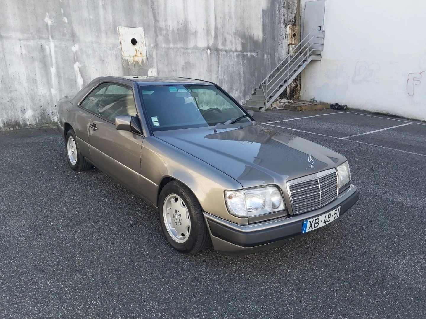 Mercedes-Benz E 200 CE SPORTLINE