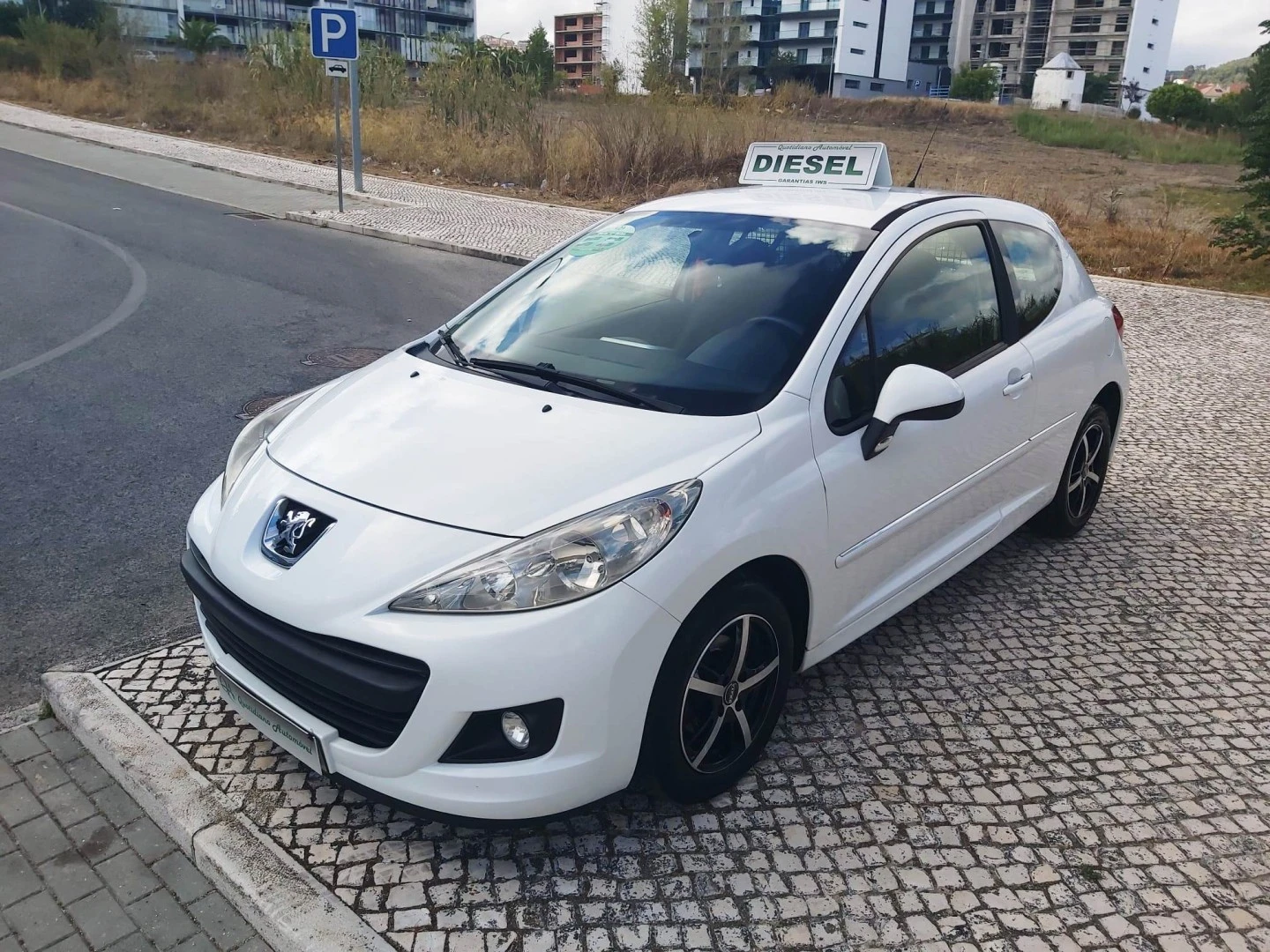 Peugeot 207 1.4 HDI PACK CLIM