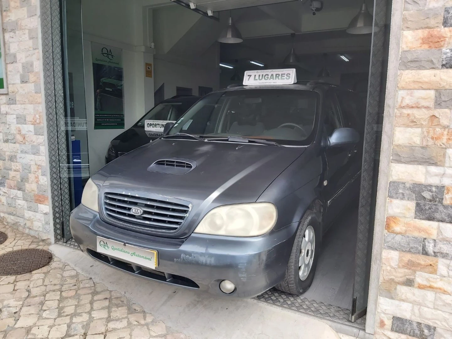 Kia Carnival 2.9 CRDi EX