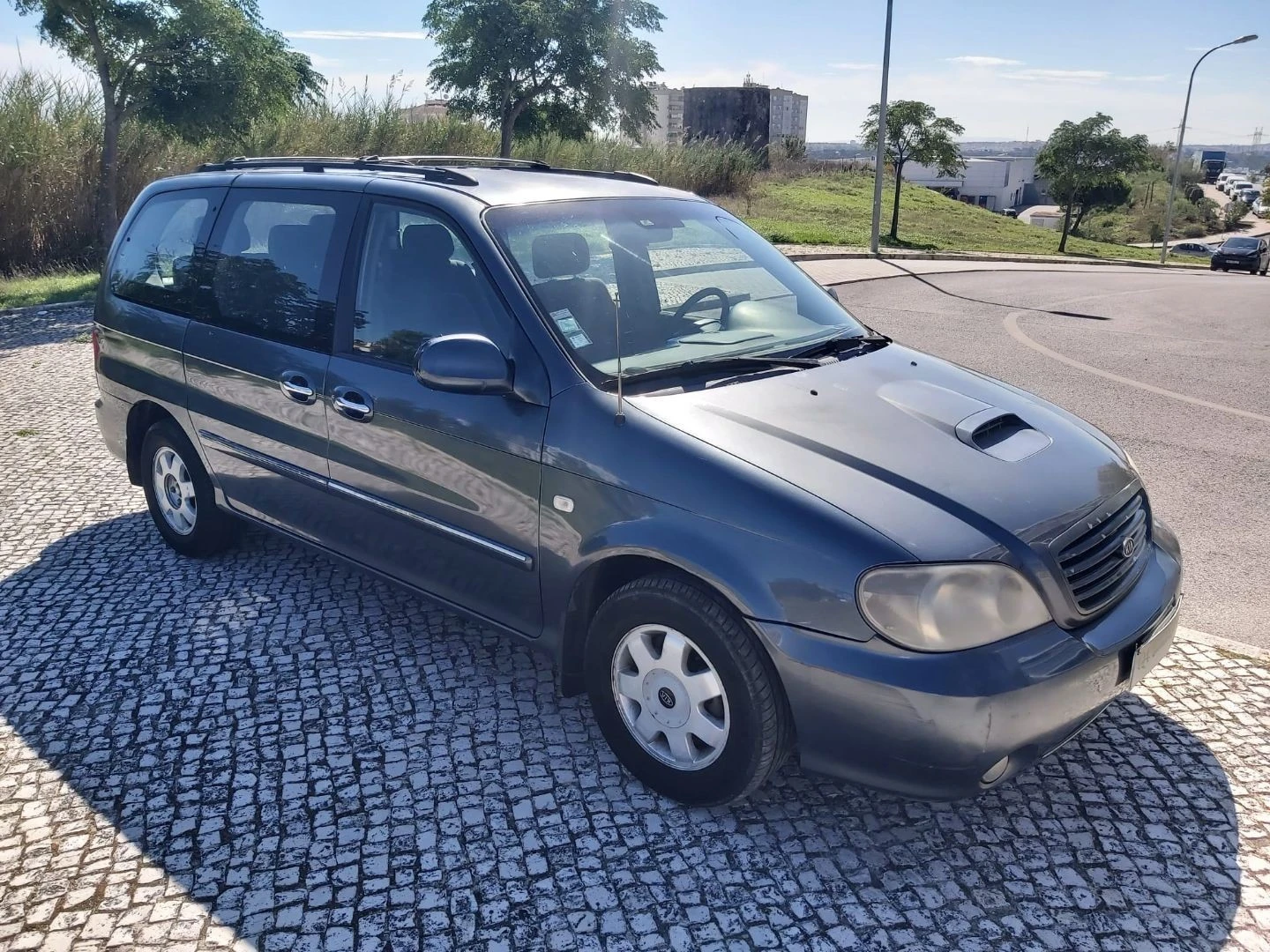 Kia Carnival 2.9 CRDi EX