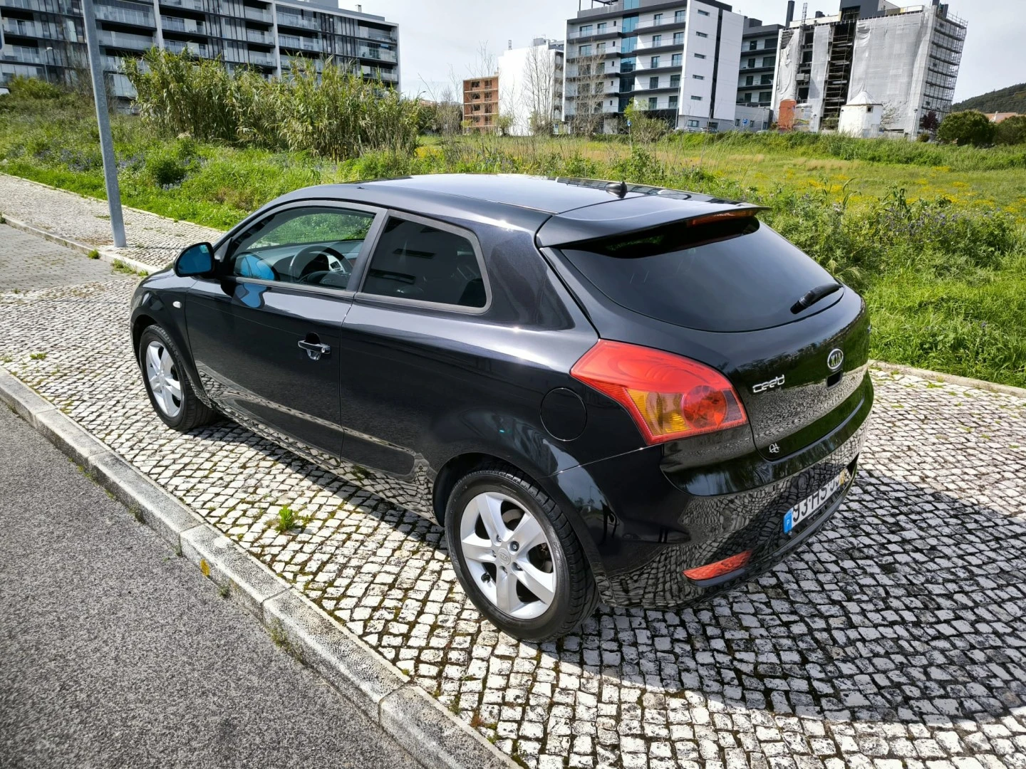 Kia Ceed S Coupé 1.4 CVVT EX ISG