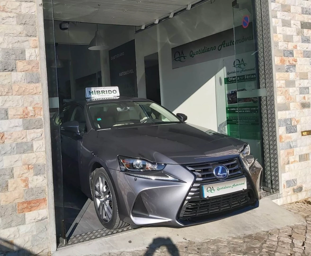 Lexus IS 300H Executive+