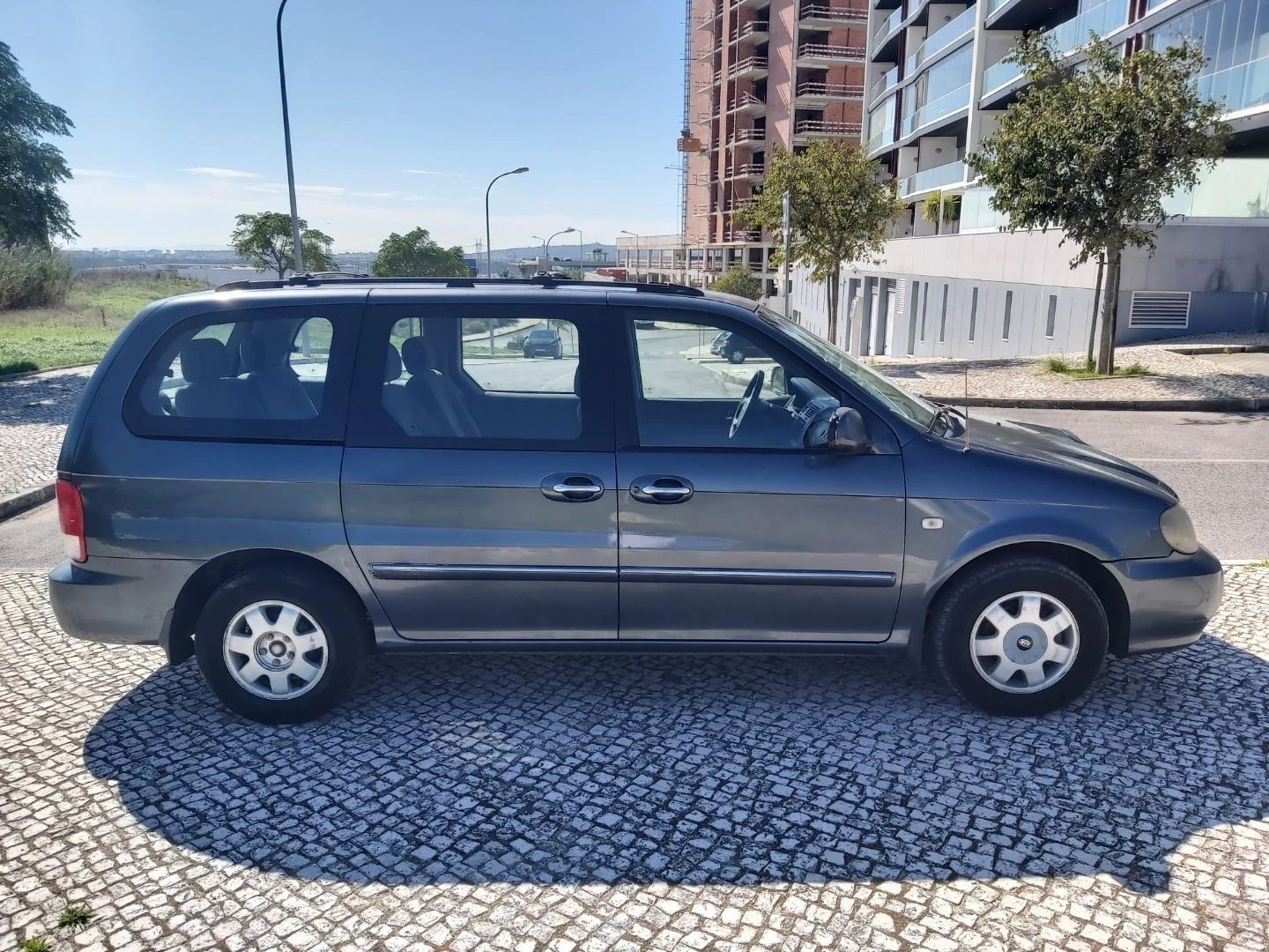 Kia Carnival 2.9 CRDi EX