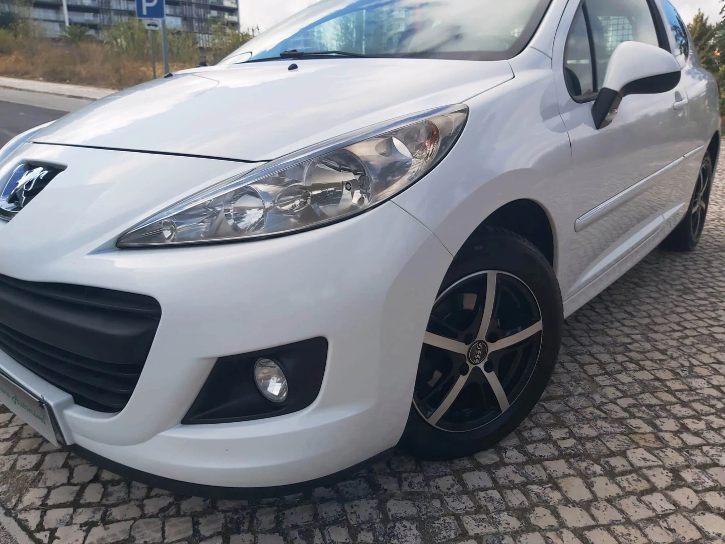 Peugeot 207 1.4 HDI PACK CLIM