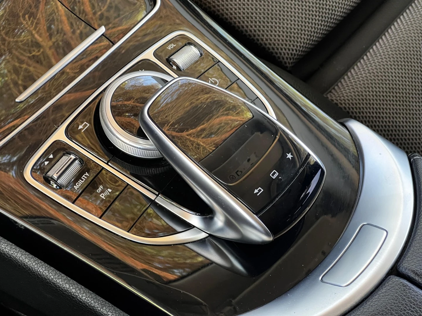 Mercedes-Benz C 300 BlueTEC Hybrid