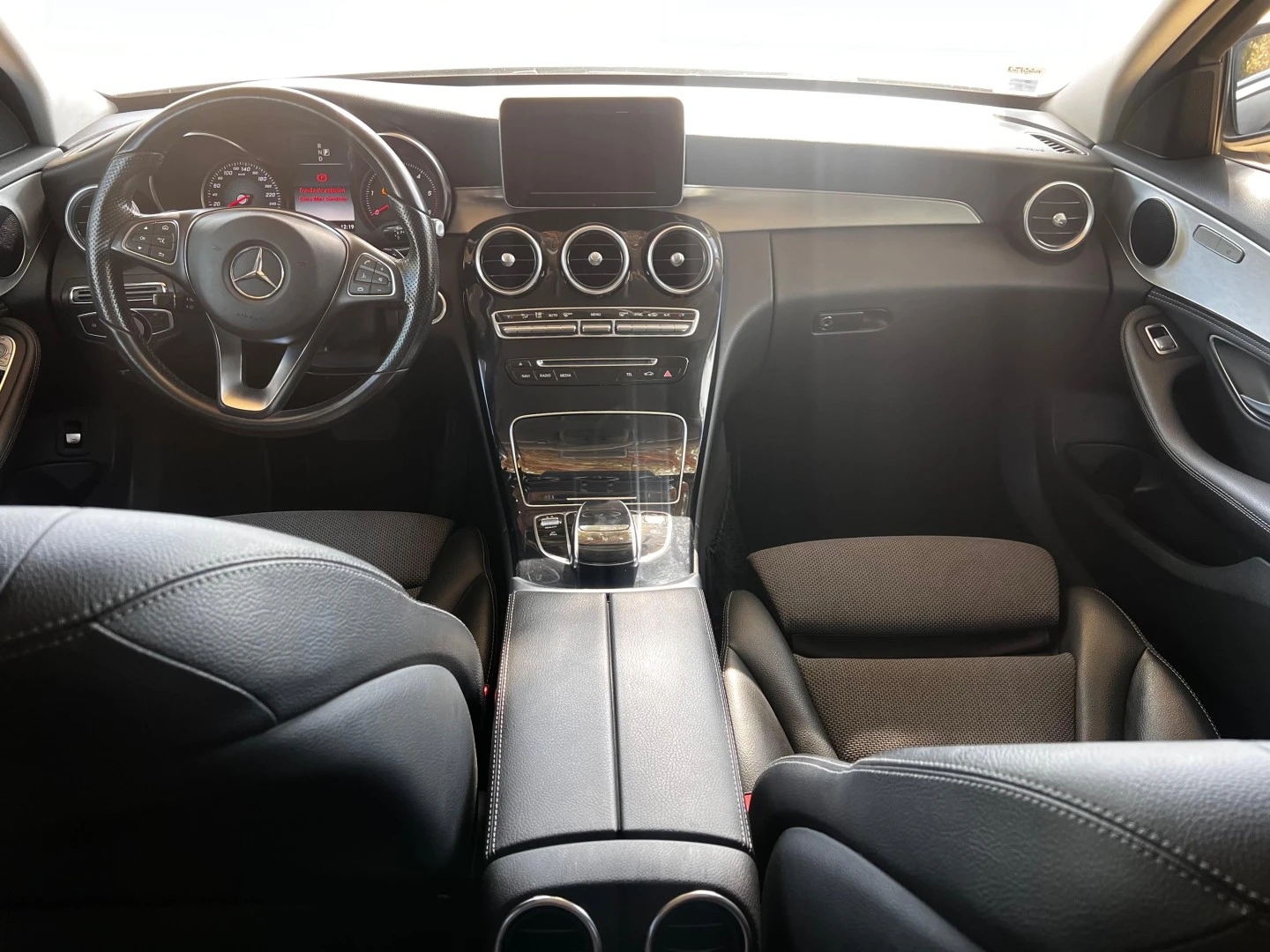 Mercedes-Benz C 300 BlueTEC Hybrid