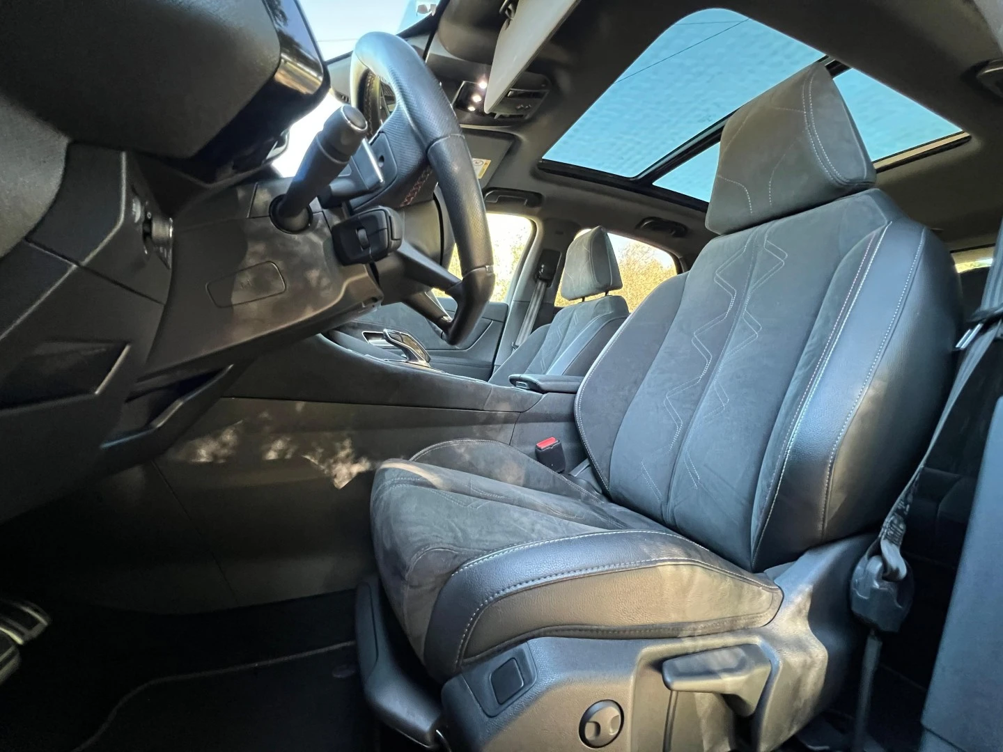 DS DS7 Crossback E-TENSE 225 PERFORMANCE LINE