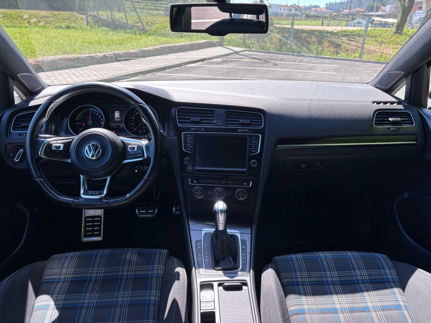 VW Golf GTE