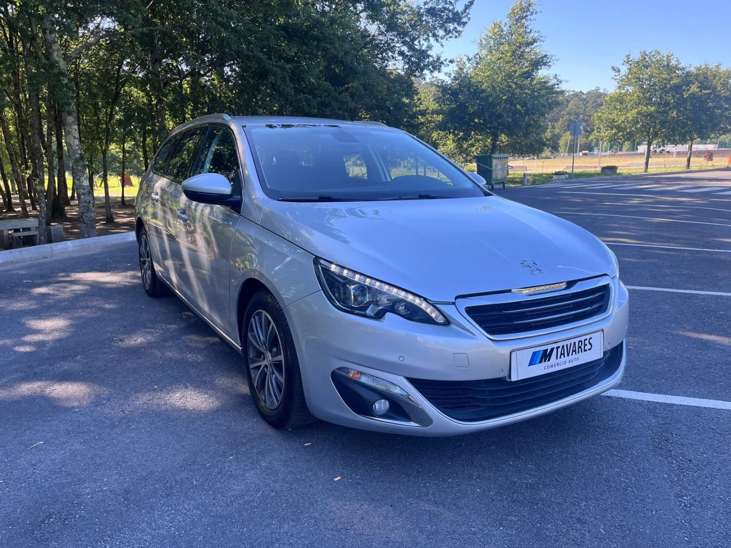 Peugeot 308 SW BlueHDi 120 EAT6 Stop &amp; Start Allure