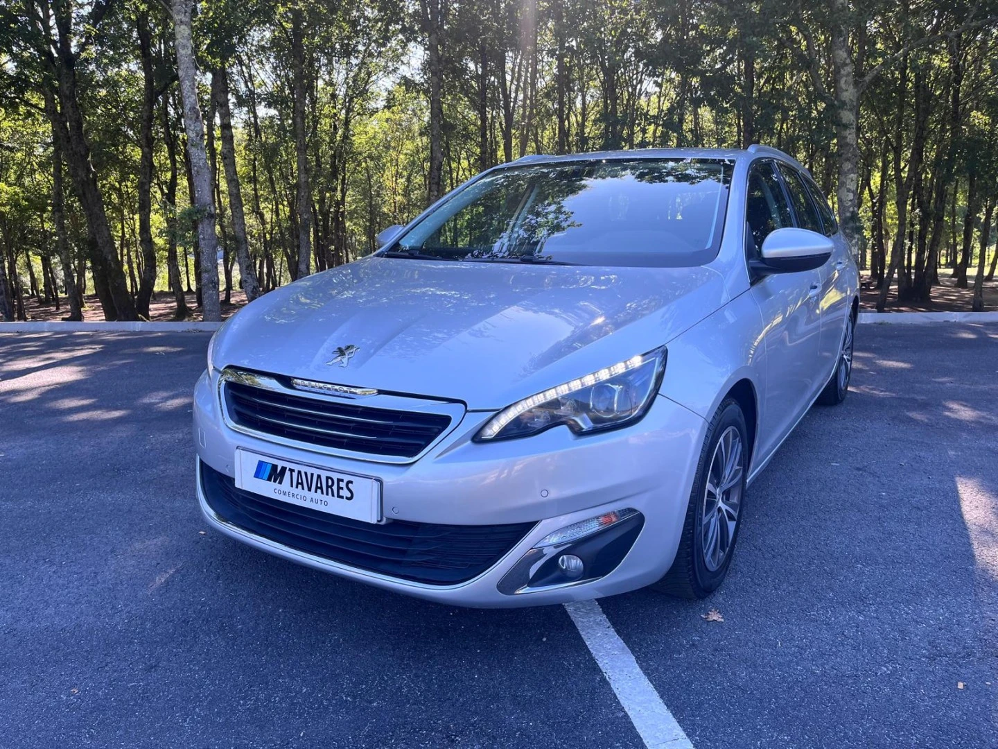 Peugeot 308 SW BlueHDi 120 EAT6 Stop &amp; Start Allure