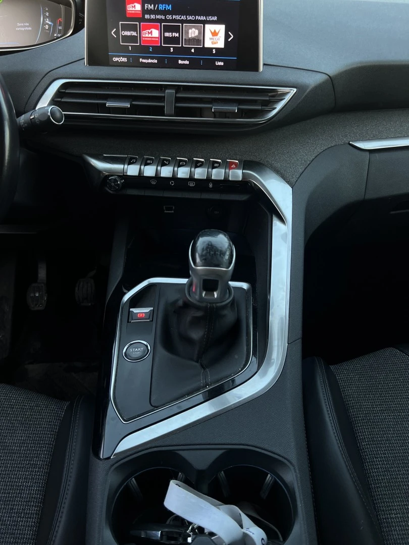 Peugeot 5008 1.5 BlueHDi Allure