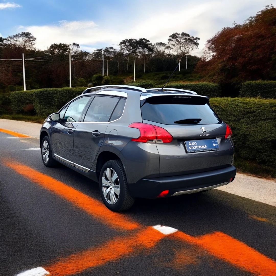 Peugeot 2008 1.2 VTi Allure