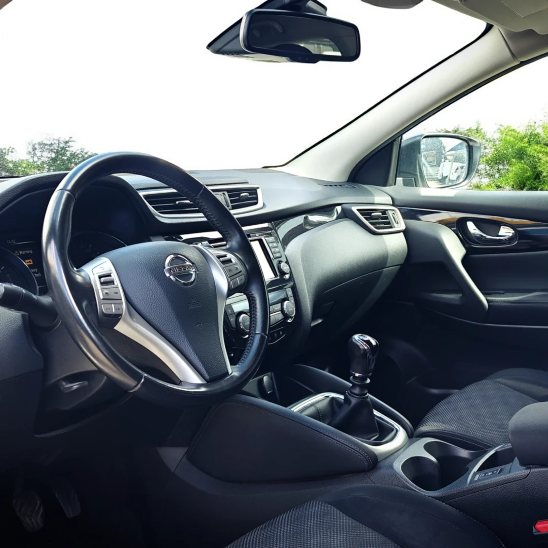 Nissan Qashqai 1.2 DIG-T N-Connecta 18