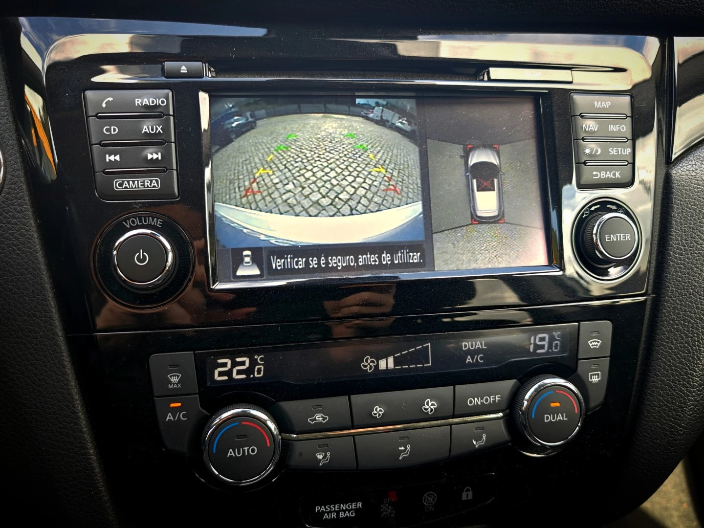 Nissan Qashqai 1.2 DIG-T N-Connecta 18