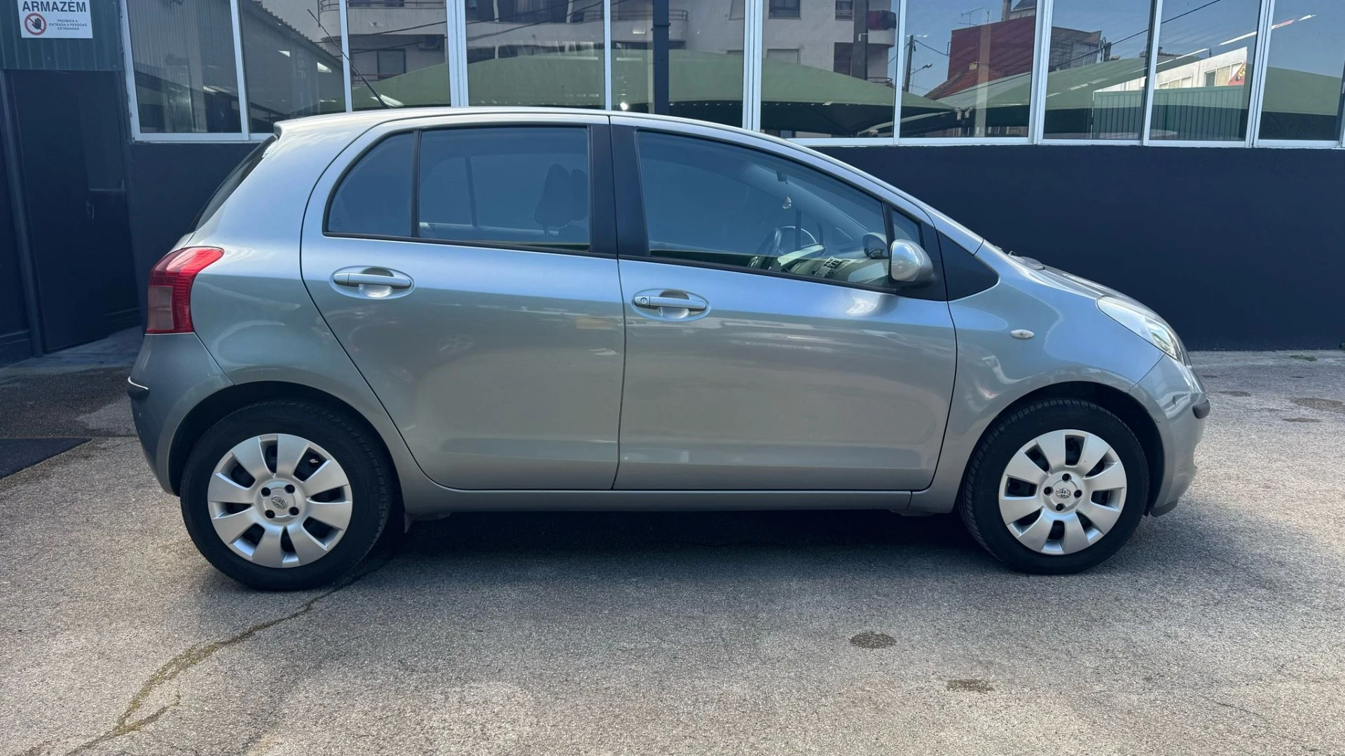 Toyota Yaris 1.0 VVT-i AC