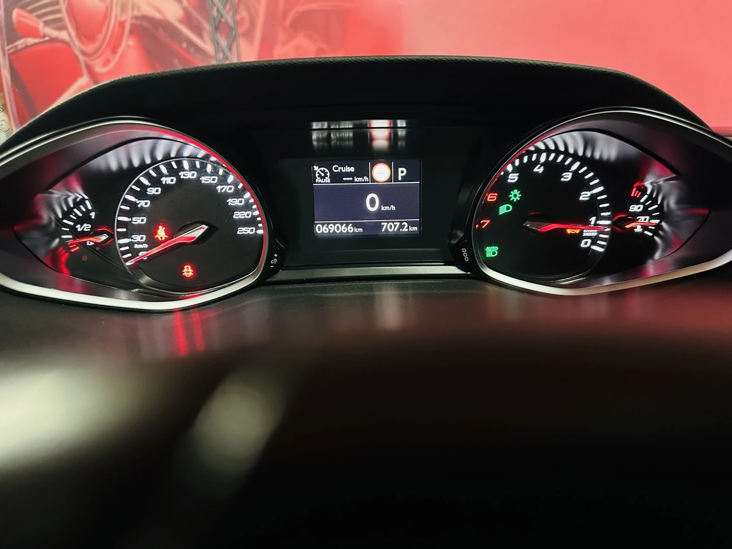 Peugeot 308 1.2 PureTech Allure Full LED EAT8