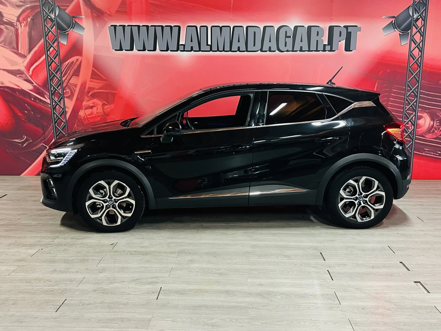 Renault Captur 1.6 E-Tech Plug-In Intens