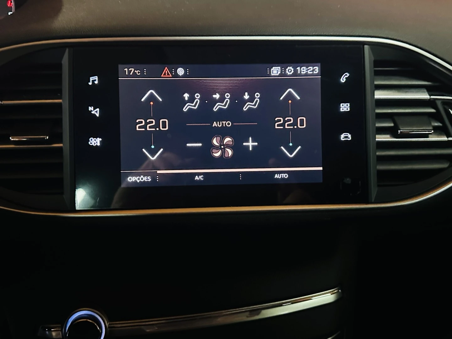 Peugeot 308 1.2 PureTech Allure Full LED EAT8