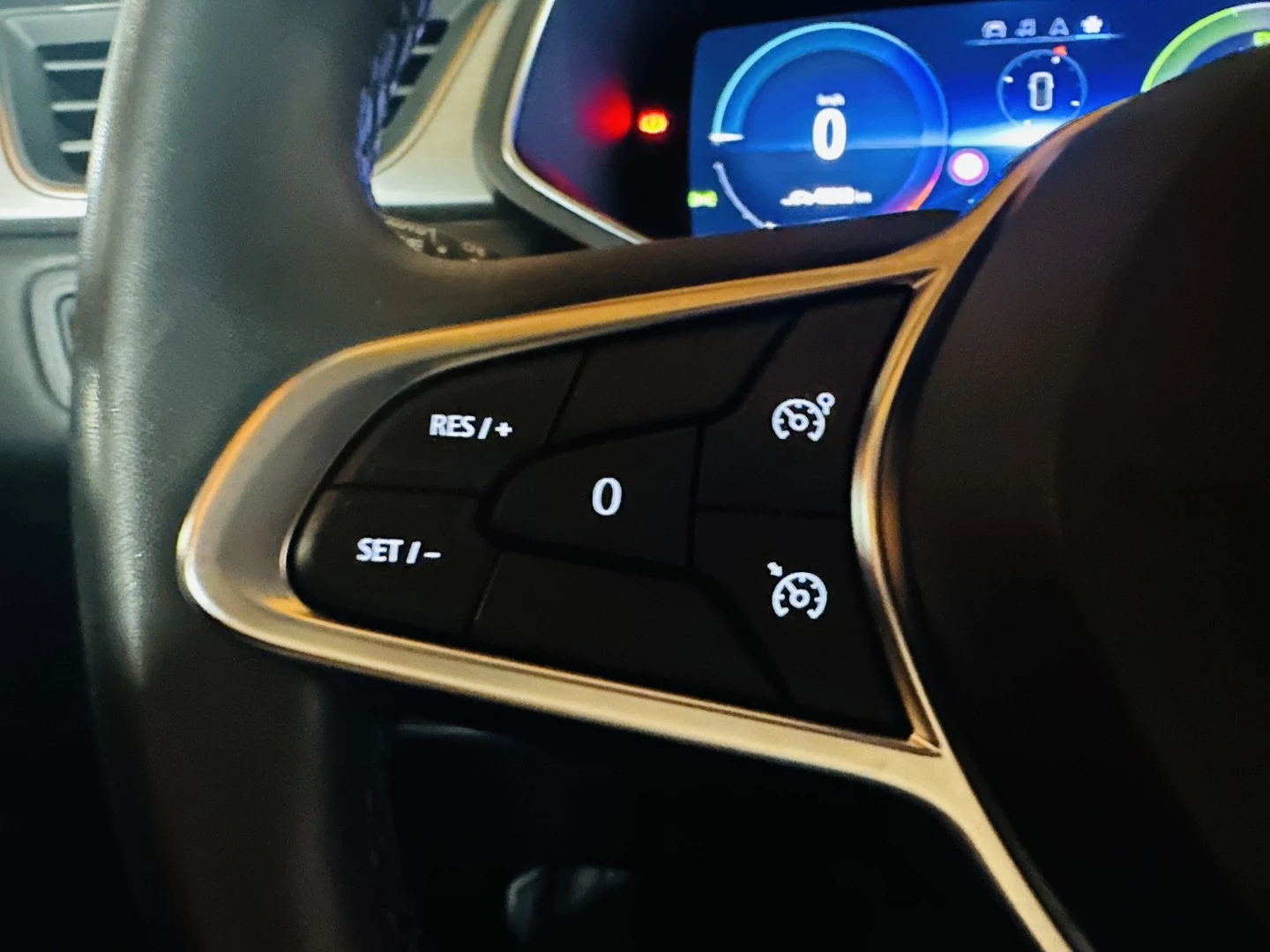 Renault Captur 1.6 E-Tech Plug-In Intens