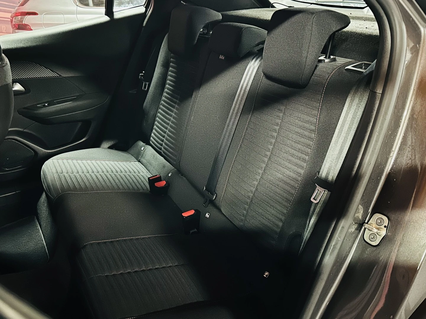 Peugeot 2008 1.2 PureTech Active Pack EAT8