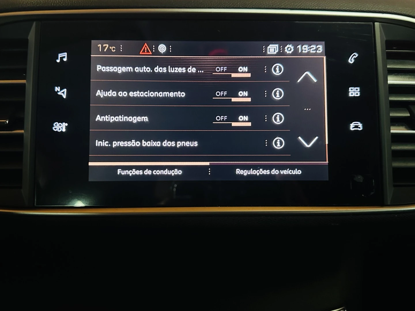 Peugeot 308 1.2 PureTech Allure Full LED EAT8
