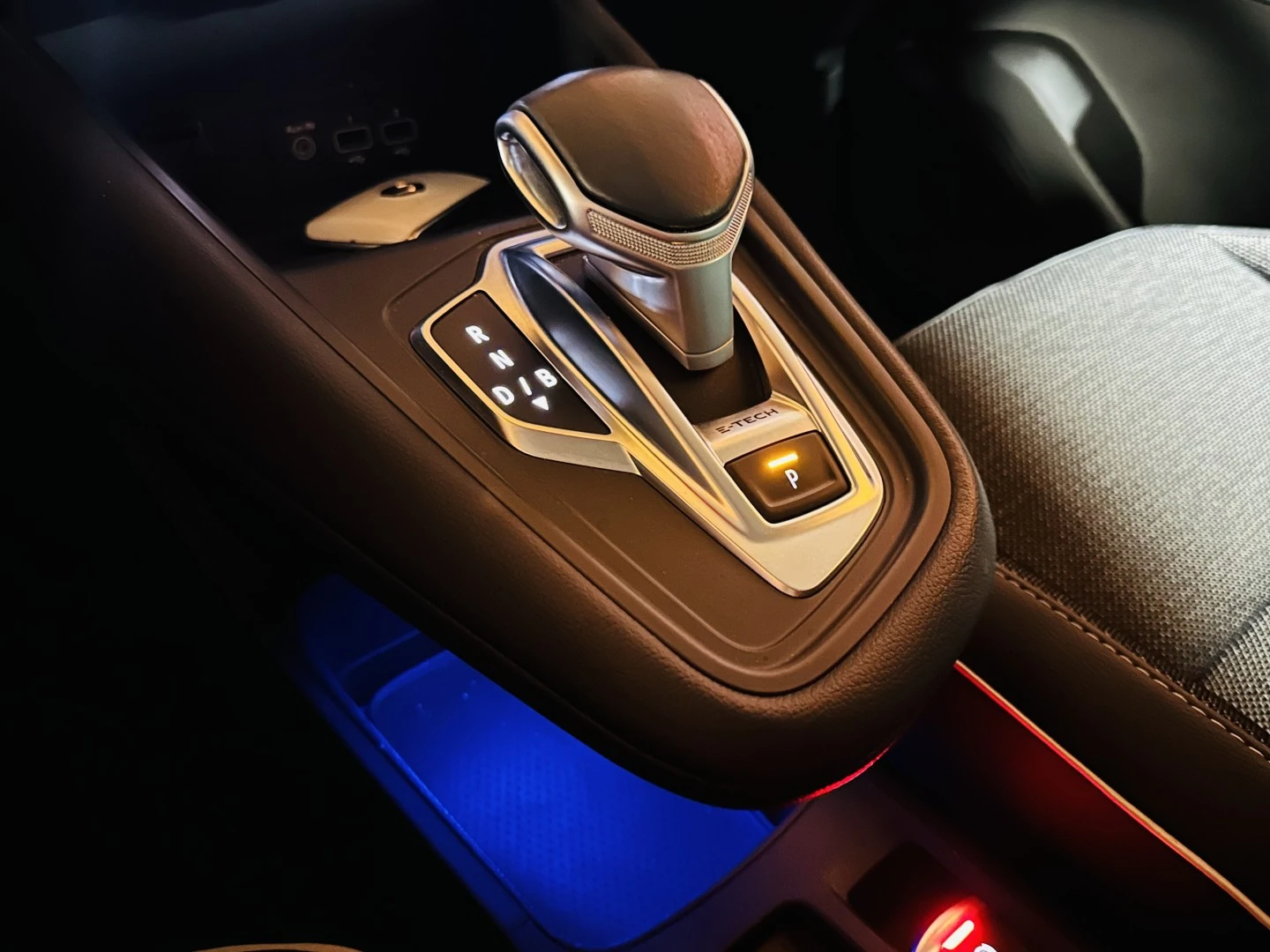 Renault Captur 1.6 E-Tech Plug-In Intens