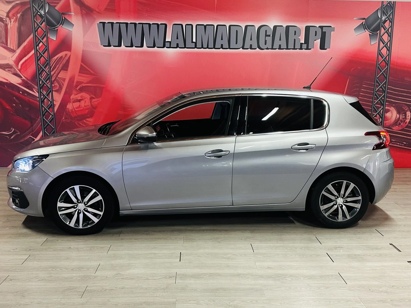 Peugeot 308 1.2 PureTech Allure Full LED EAT8