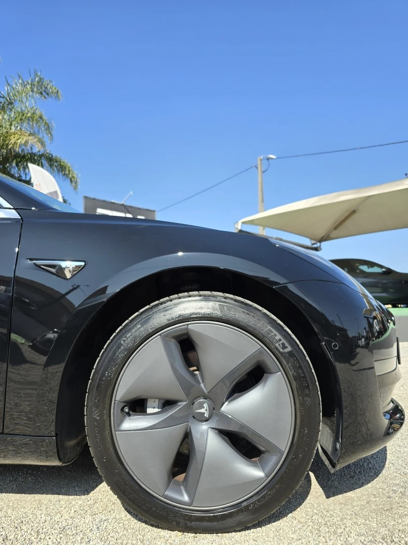 Tesla Model 3 Long-Range Dual Motor AWD