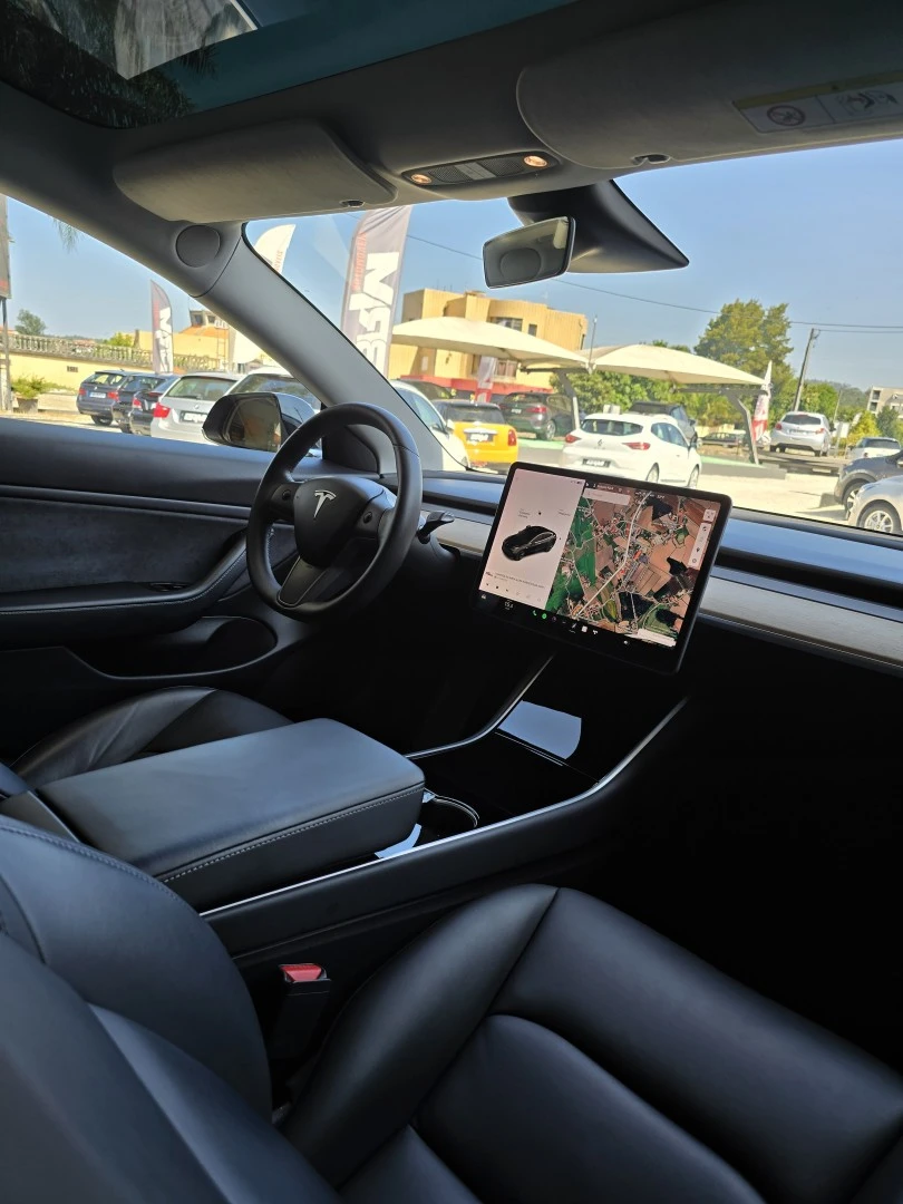 Tesla Model 3 Long-Range Dual Motor AWD