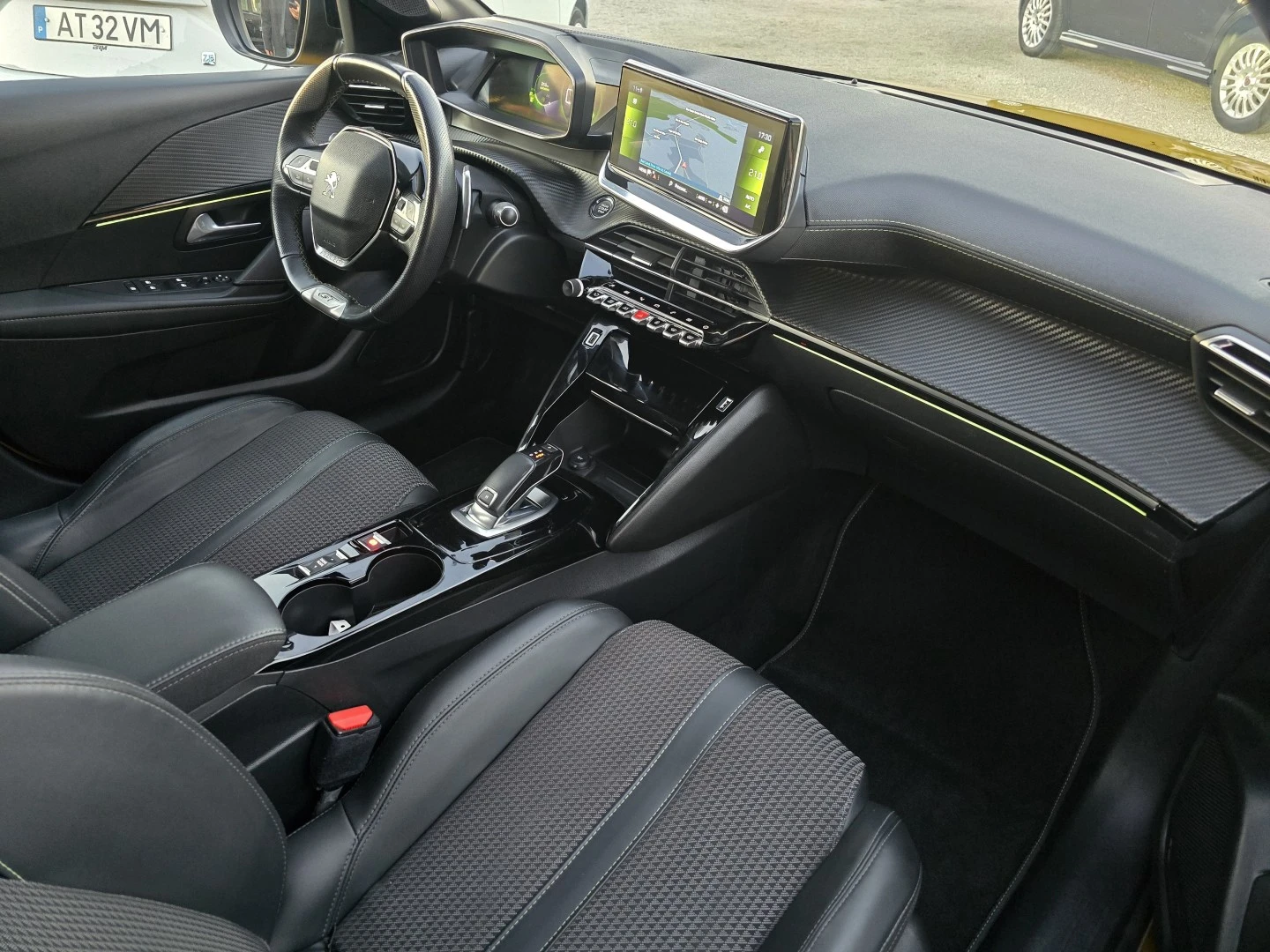 Peugeot 208 1.2 PureTech GT Line EAT8