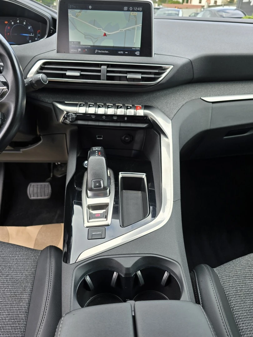 Peugeot 3008 1.2 PureTech Allure EAT8