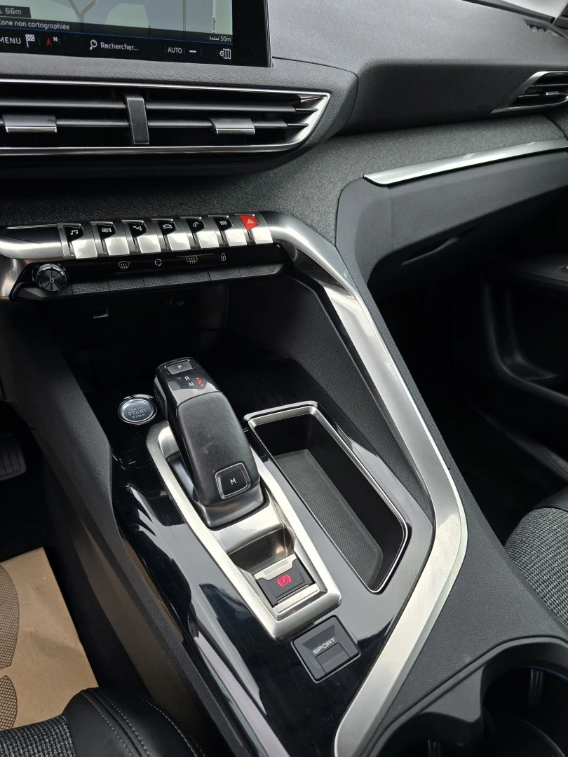 Peugeot 3008 1.2 PureTech Allure EAT8