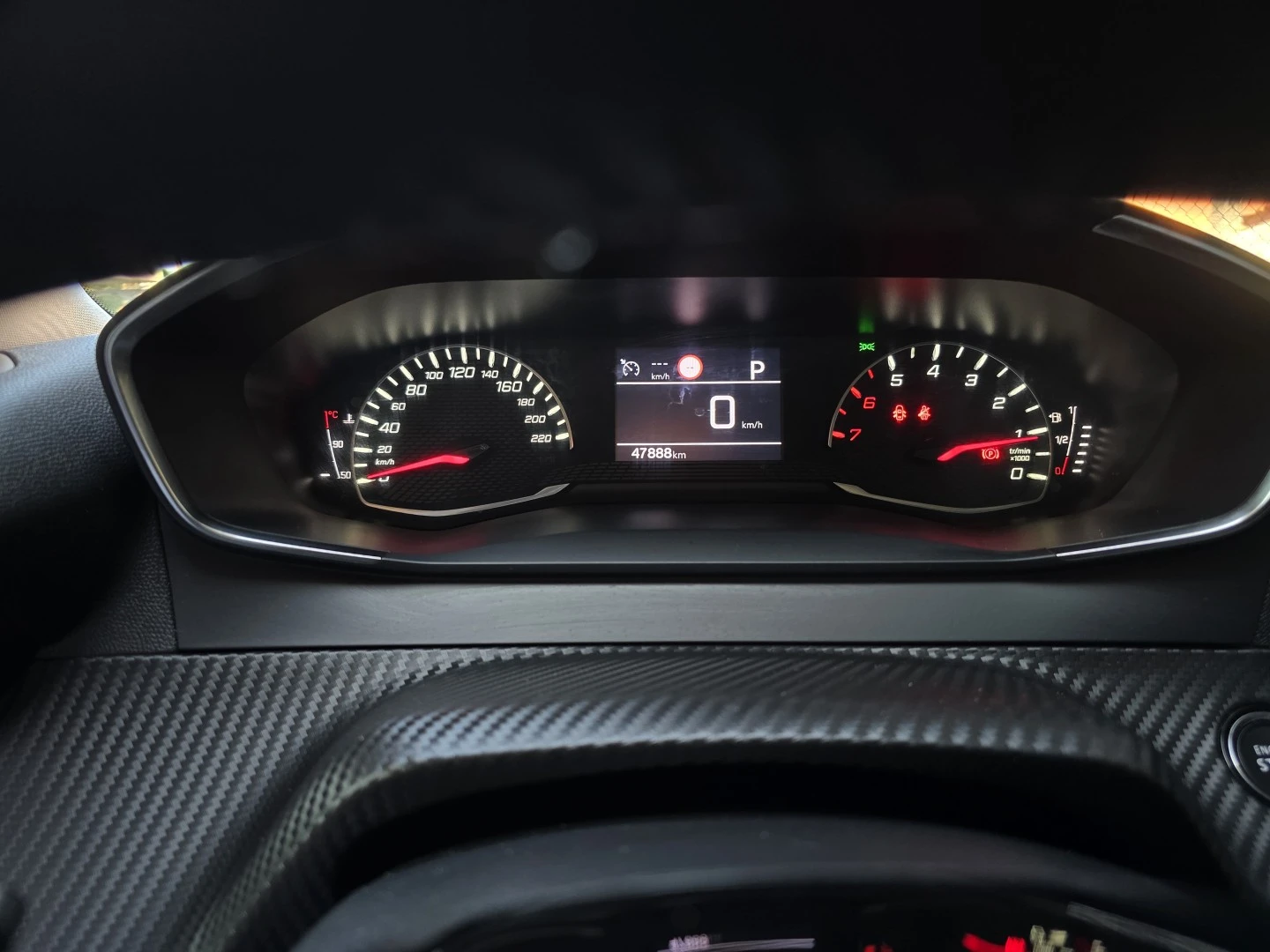 Peugeot 2008 1.2 PureTech Allure EAT8