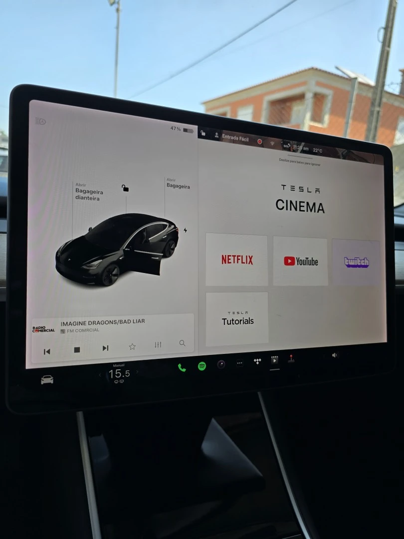 Tesla Model 3 Long-Range Dual Motor AWD