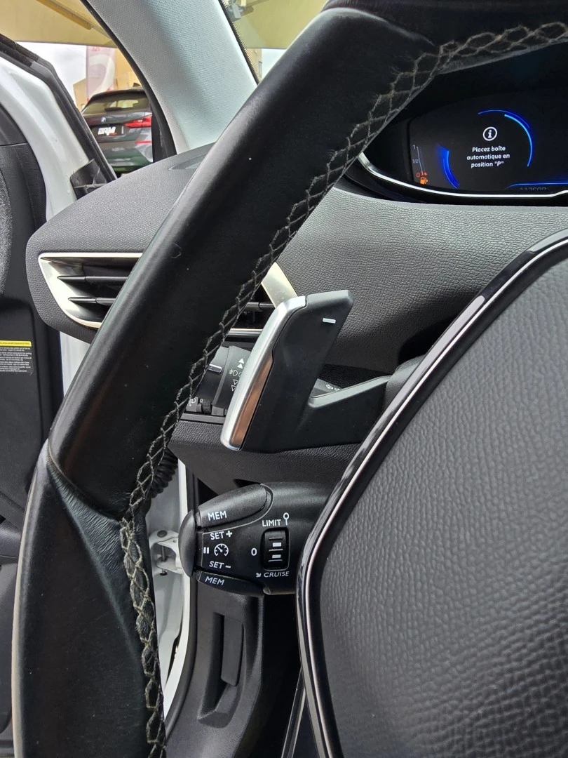 Peugeot 3008 1.2 PureTech Allure EAT8