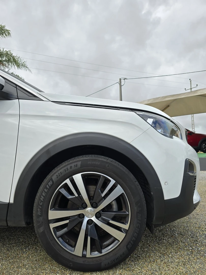 Peugeot 3008 1.2 PureTech Allure EAT8