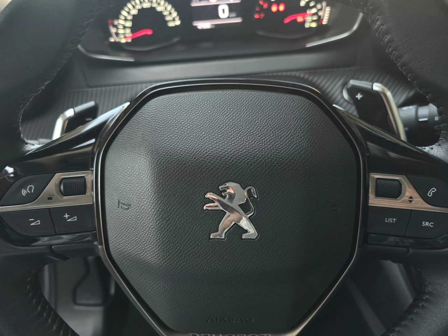 Peugeot 2008 1.2 PureTech Allure EAT8